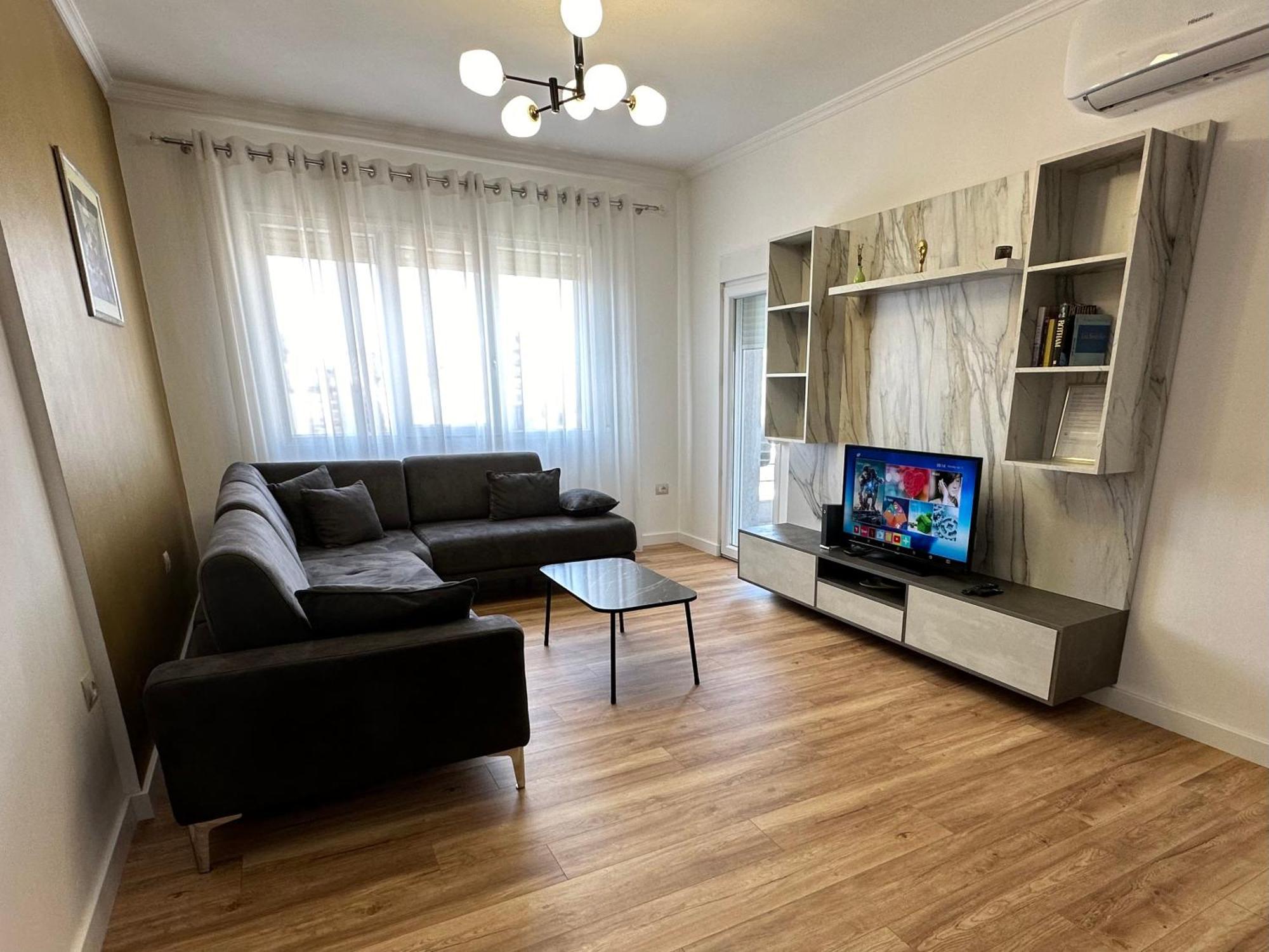 Pazari Luxury Central Apartment Tirana Buitenkant foto