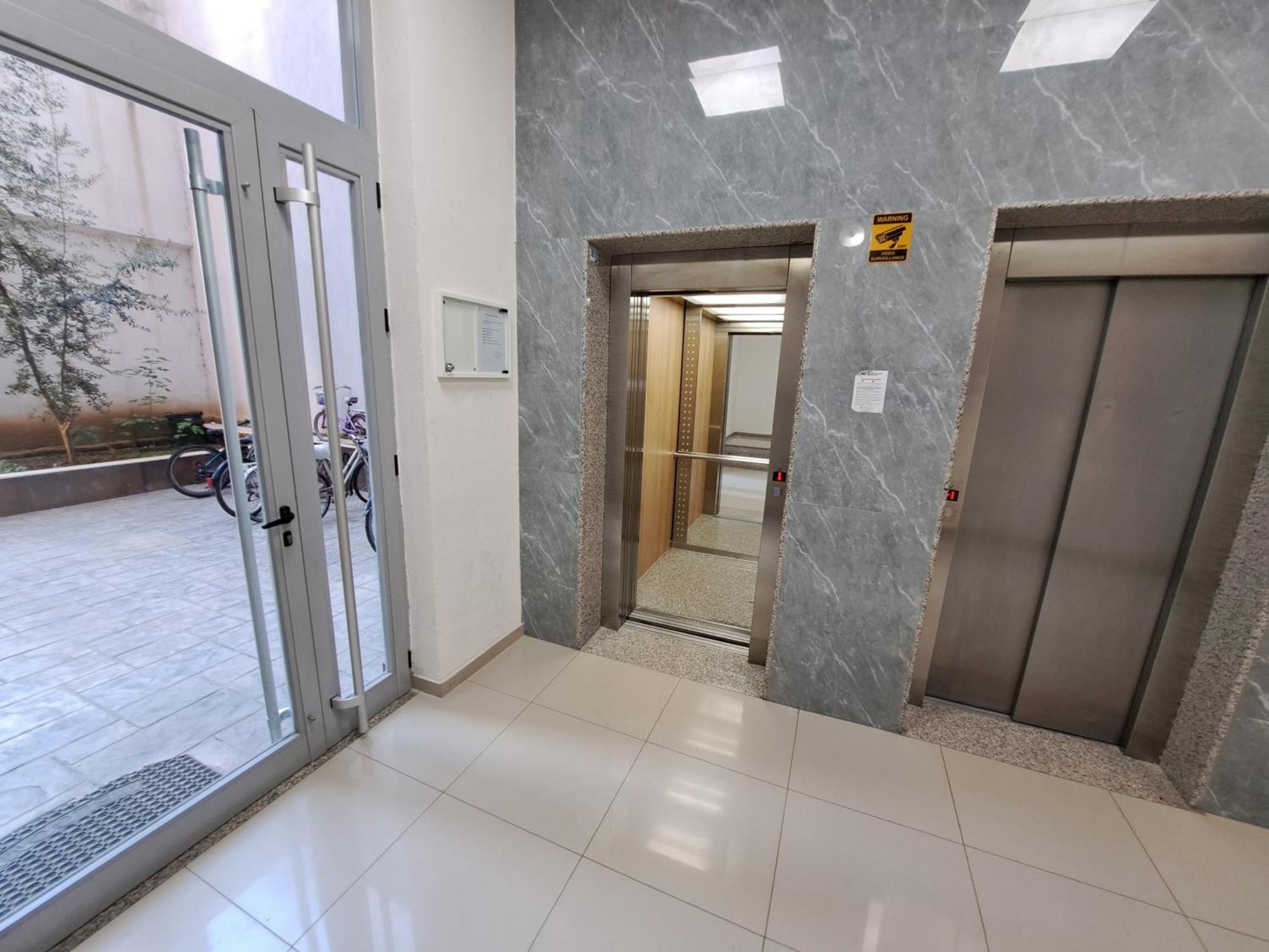 Pazari Luxury Central Apartment Tirana Buitenkant foto