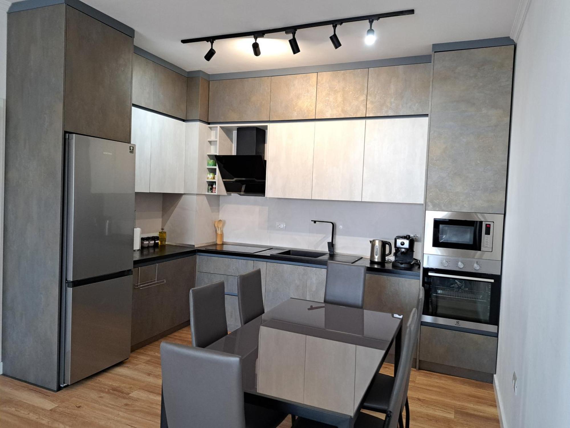 Pazari Luxury Central Apartment Tirana Buitenkant foto