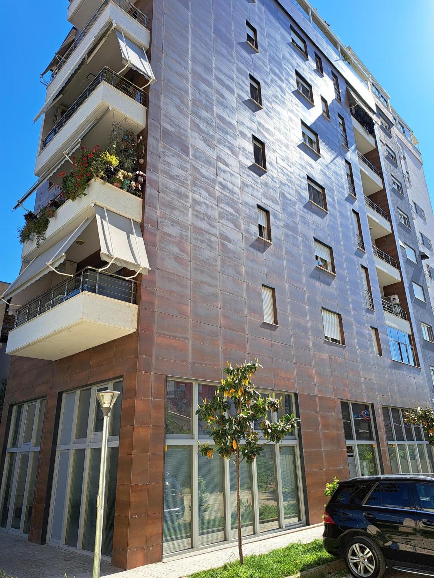 Pazari Luxury Central Apartment Tirana Buitenkant foto